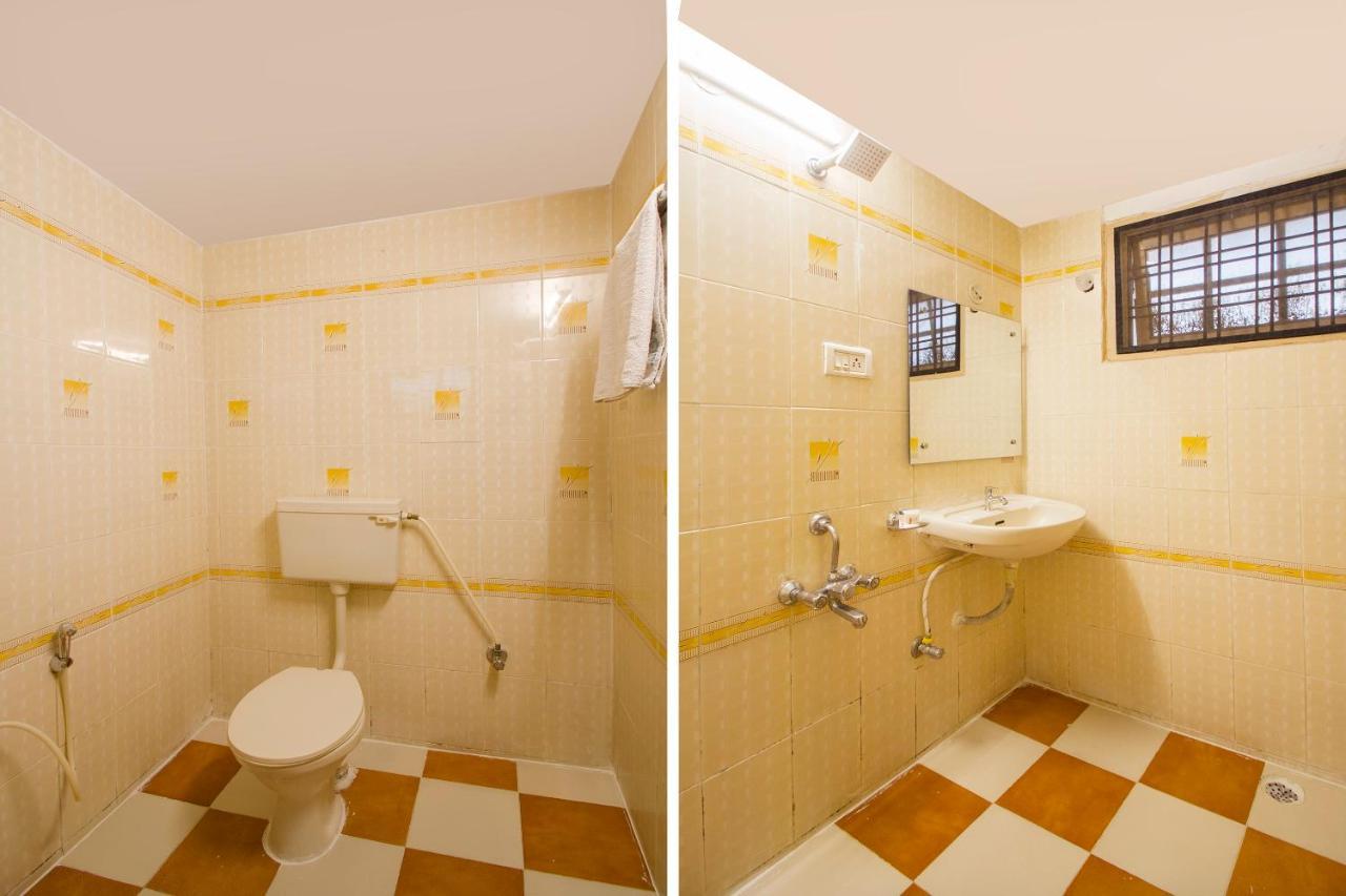 Vaccinated Staff - Oyo 11400 The Down Town Suites Hyderabad Exterior photo