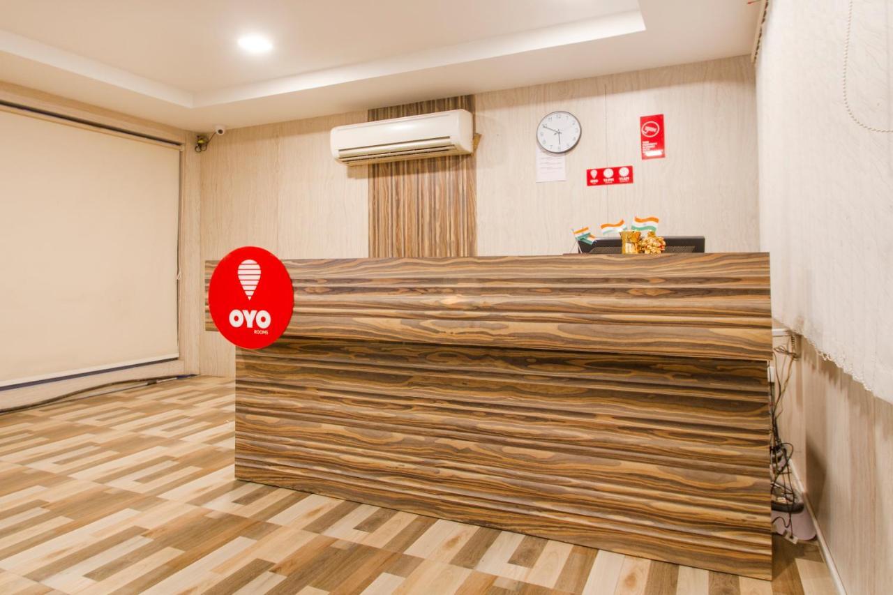 Vaccinated Staff - Oyo 11400 The Down Town Suites Hyderabad Exterior photo