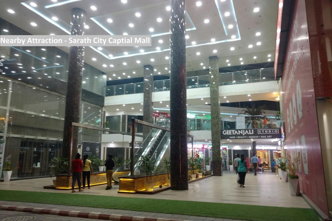 Vaccinated Staff - Oyo 11400 The Down Town Suites Hyderabad Exterior photo