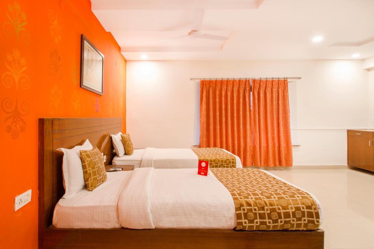 Vaccinated Staff - Oyo 11400 The Down Town Suites Hyderabad Exterior photo